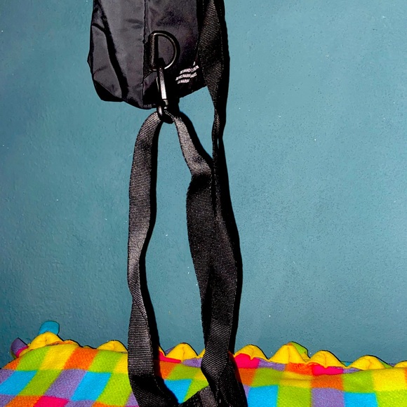 Adidas crossbody bag brand new - Picture 1 of 4